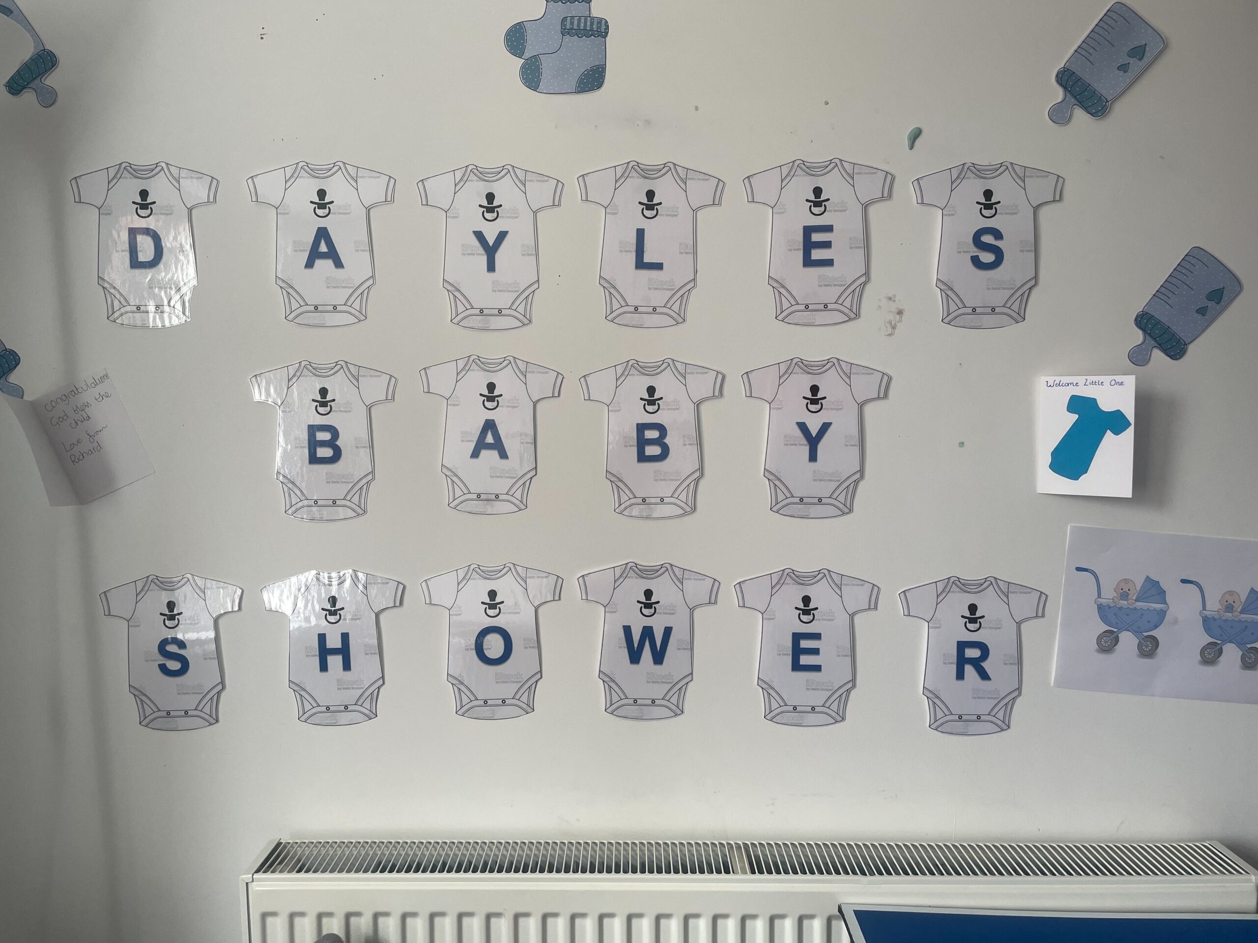 baby shower decorations reads "Dayle's Baby Shower"