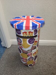 post box with Queen's Platinum Jubilee decorations with union jack lid
