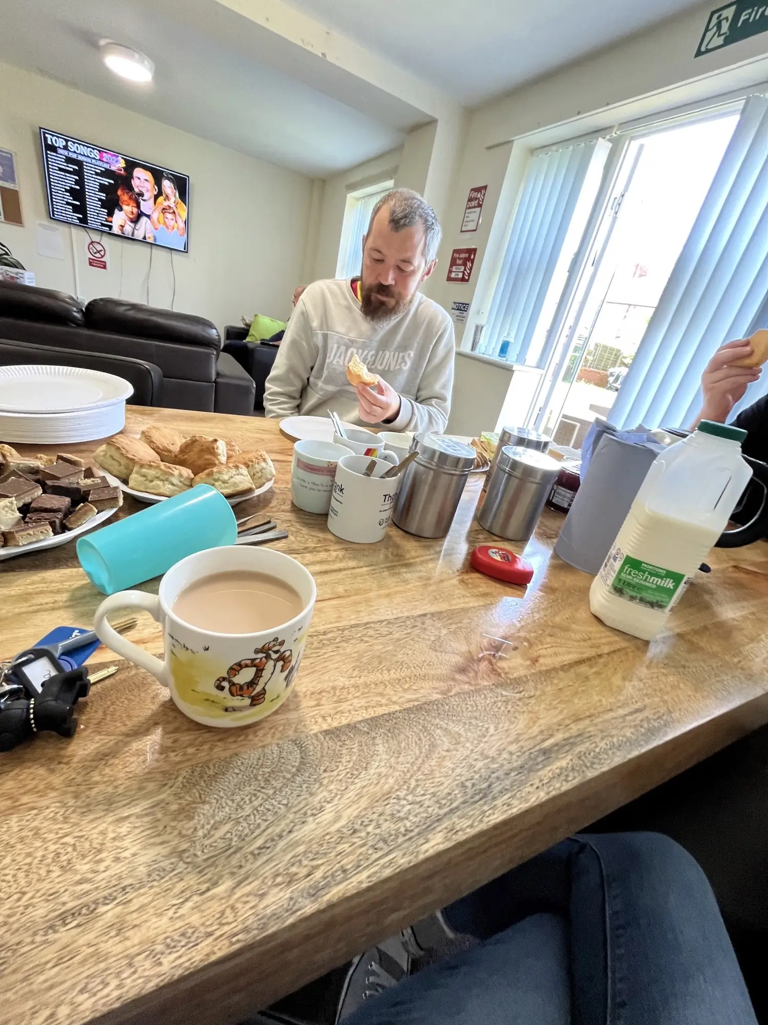 resident enjoying afternoon tea