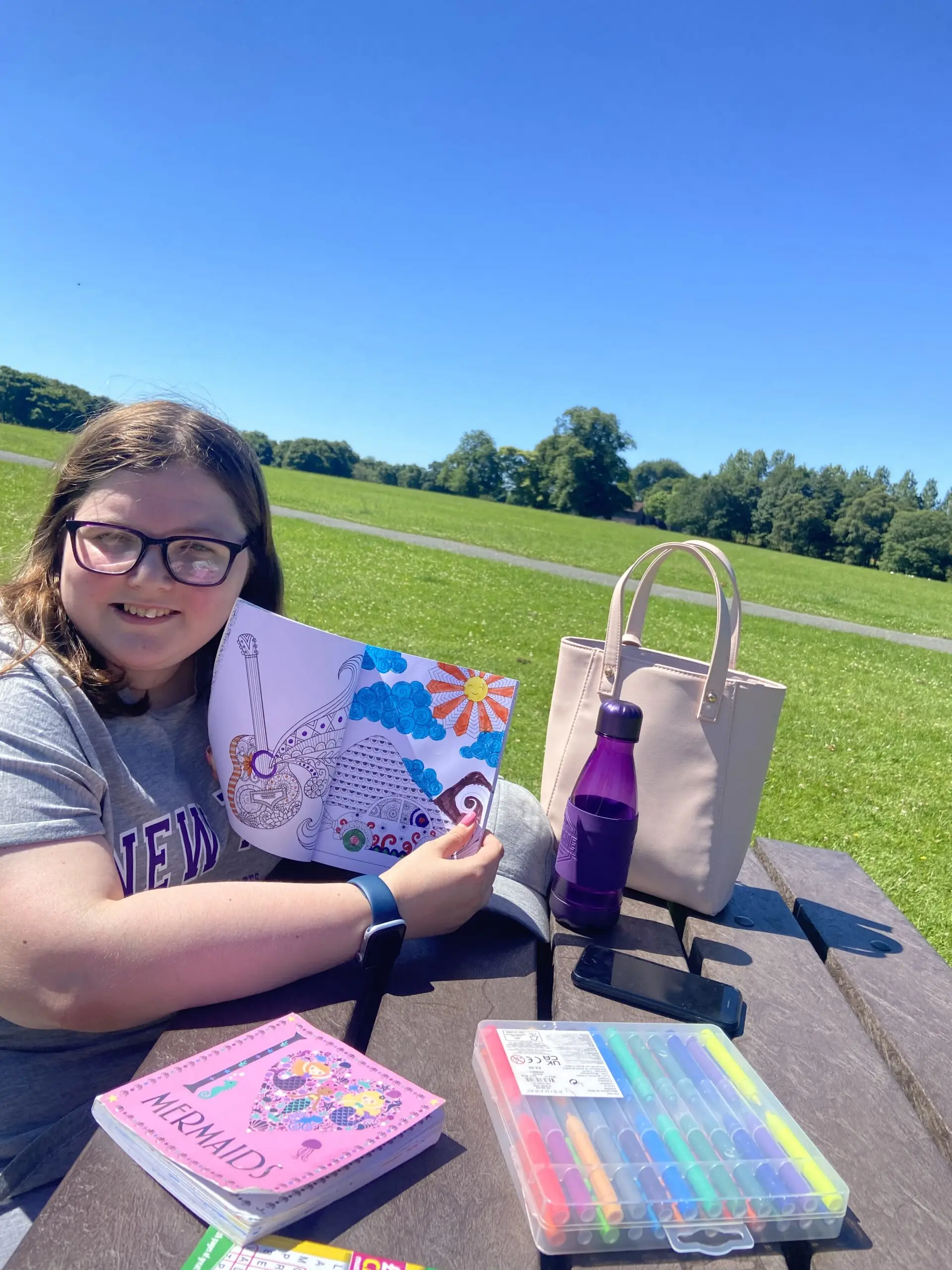 resident colouring on the park