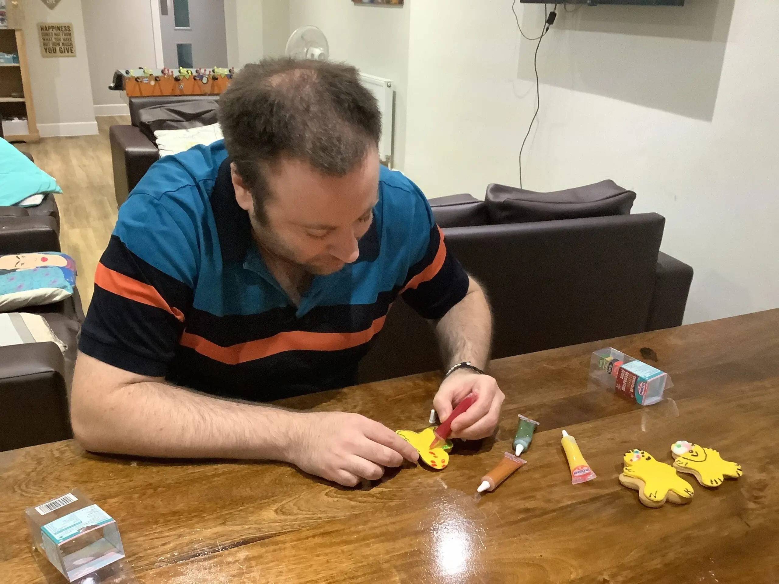 resident icing biscuits